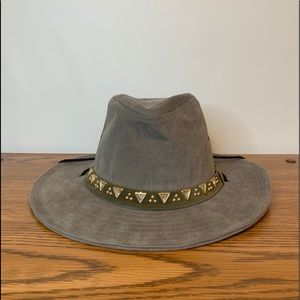 Gray & Green Band Outback Hat With Drawstring